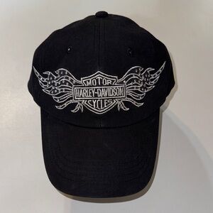 2000’s Harley-Davidson Black and White Womens Embroidered and Rhinestoned Cap‎